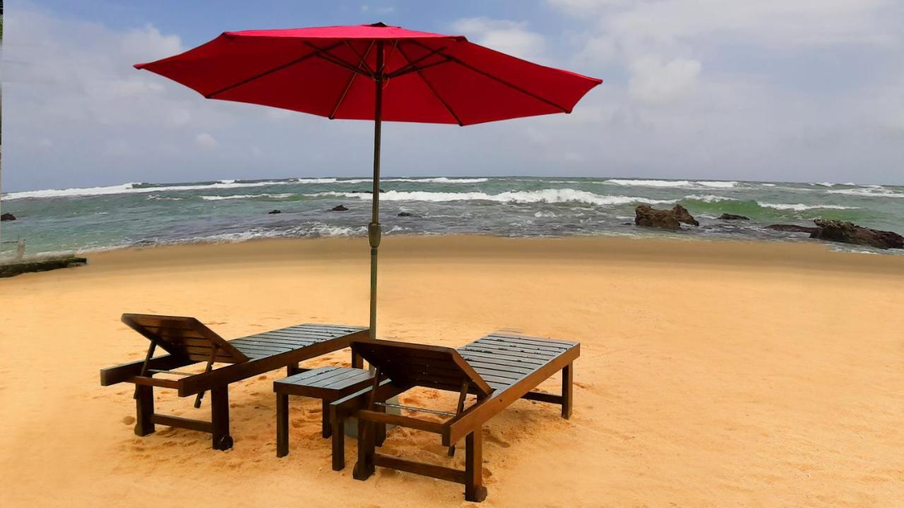 Akurala Beach Boutique Resort Exterior foto