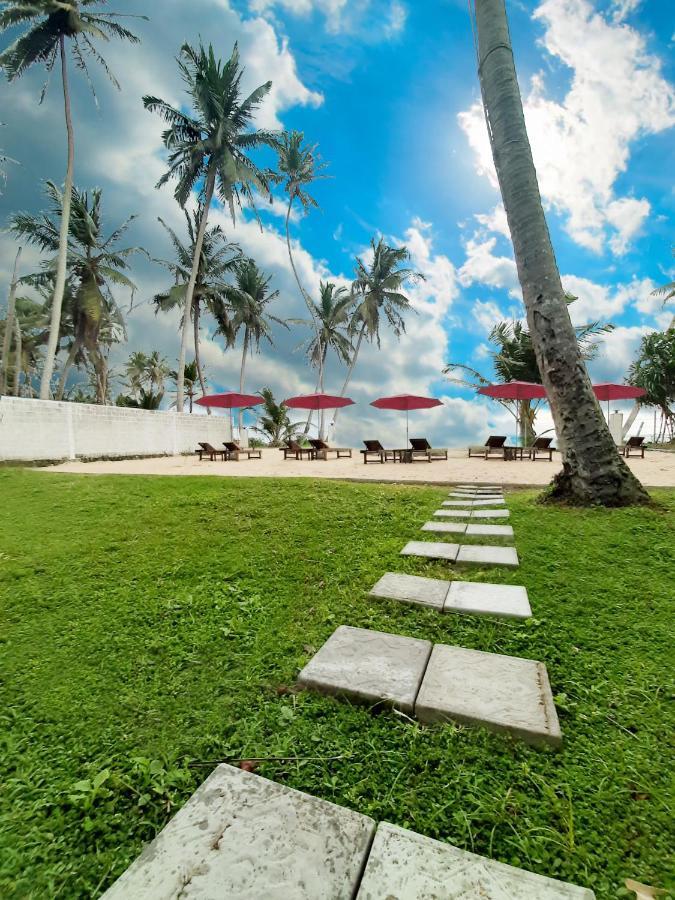 Akurala Beach Boutique Resort Exterior foto
