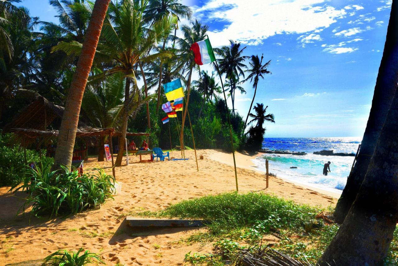 Akurala Beach Boutique Resort Exterior foto