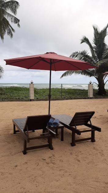 Akurala Beach Boutique Resort Exterior foto